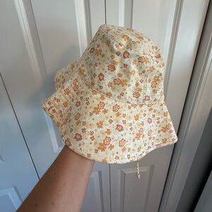 Lack Of Color Women’s Floral Bucket Hat - Cream and Brown